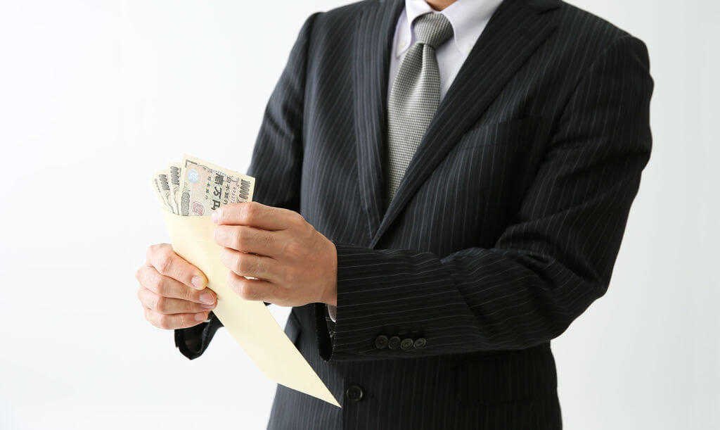 プロパンガスの解約金・違約金の相場はいくら?払わないで済む方法ってあるの?